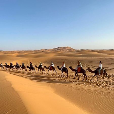 Young Luxury Camp Merzouga Exteriér fotografie