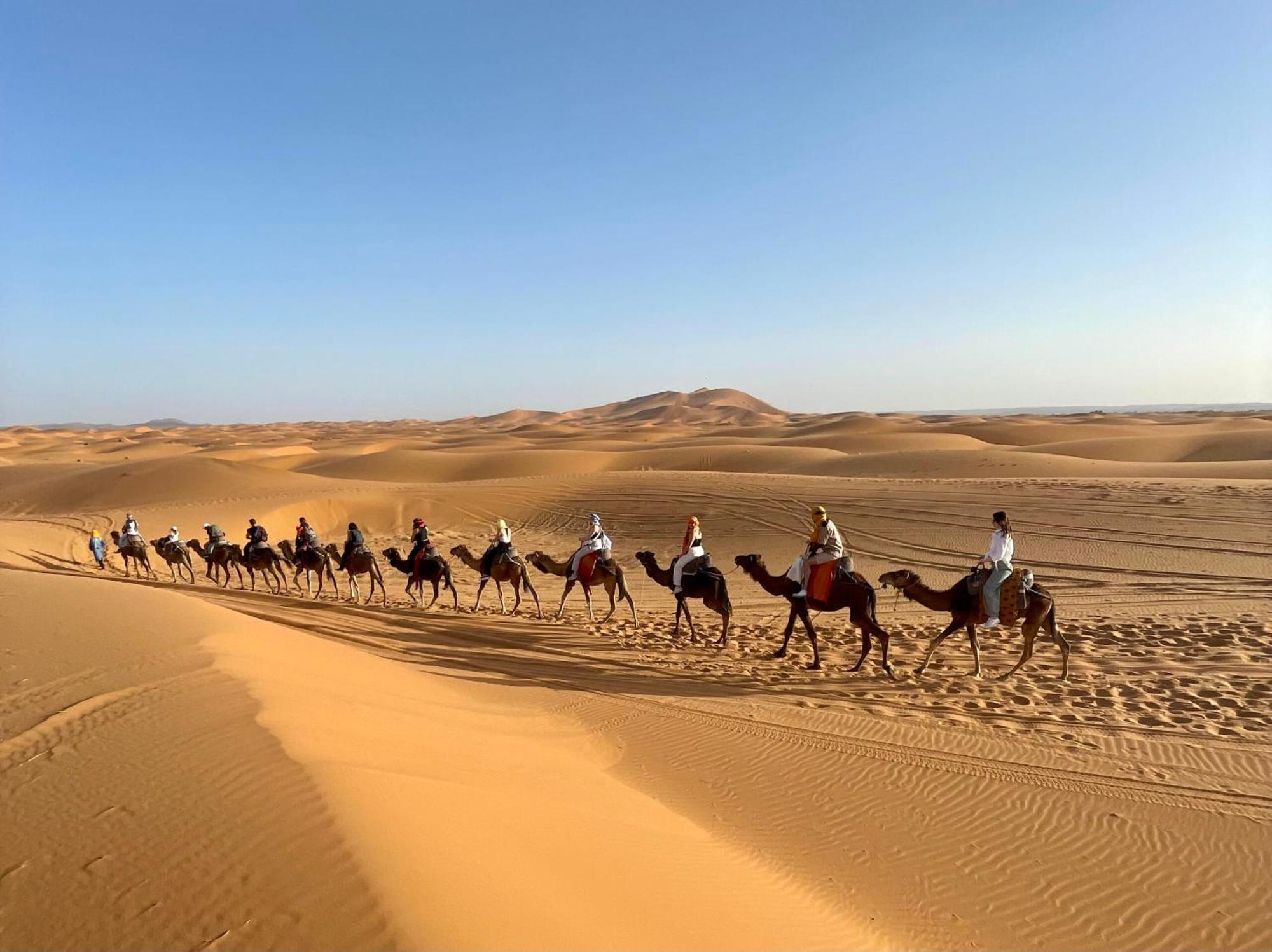 Young Luxury Camp Merzouga Exteriér fotografie