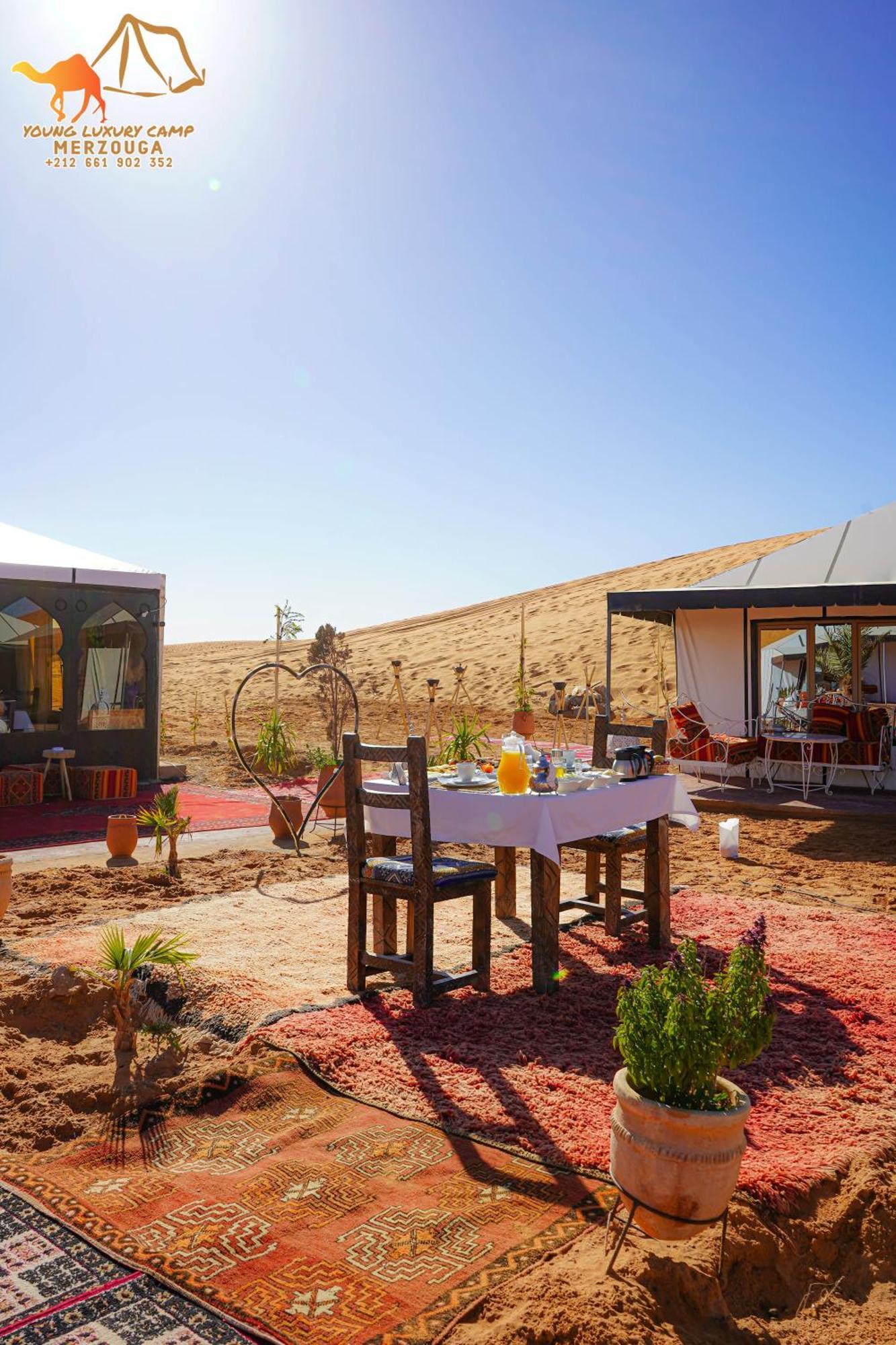 Young Luxury Camp Merzouga Exteriér fotografie