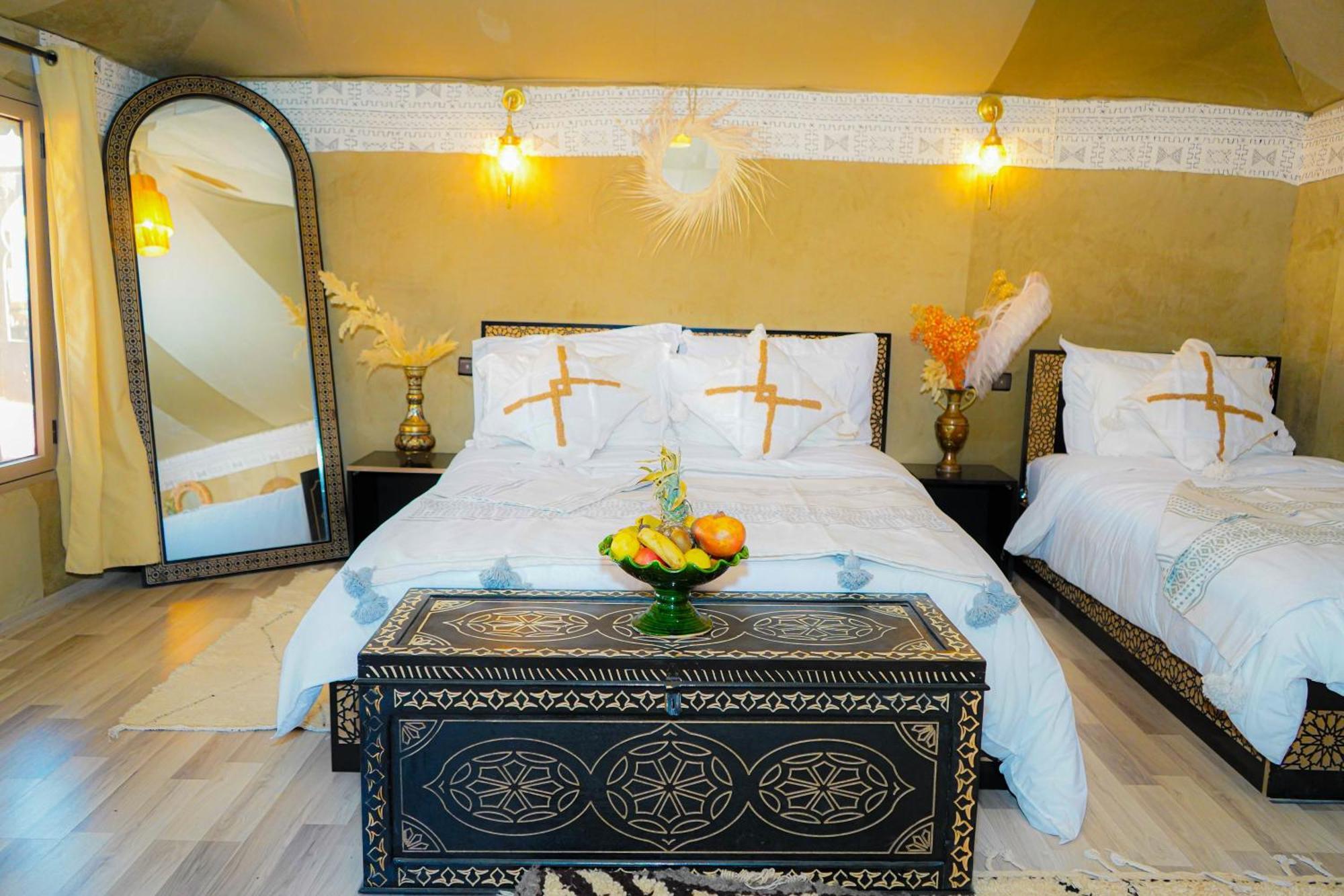 Young Luxury Camp Merzouga Exteriér fotografie